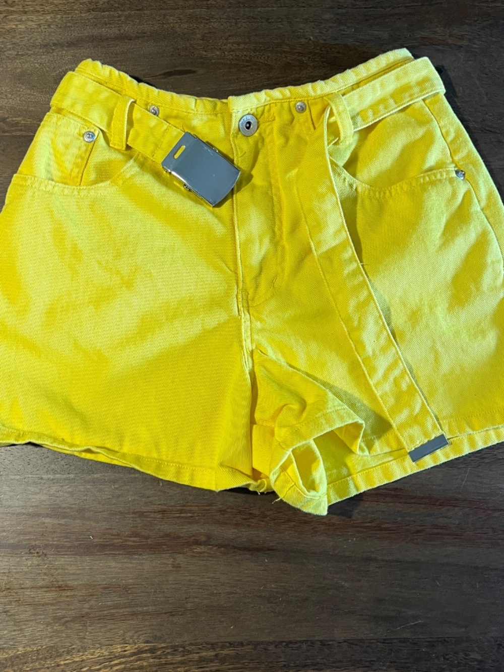 Vintage 1980s Yellow Express Jeans Shorts with Belt Size 3/4